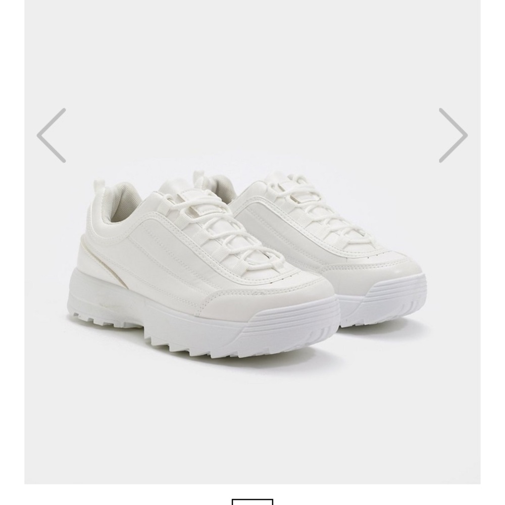 Women’s shoes